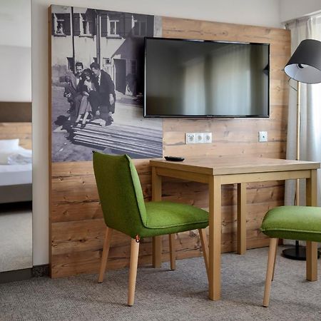 Aparthotel Rose エルヴァンゲン エクステリア 写真