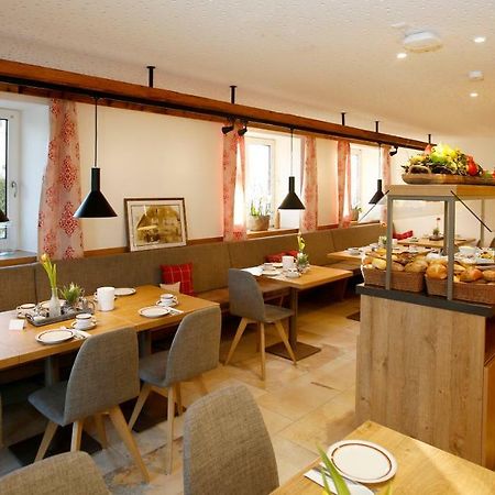 Aparthotel Rose エルヴァンゲン エクステリア 写真