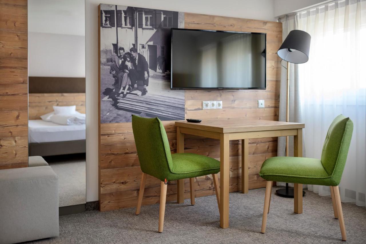 Aparthotel Rose エルヴァンゲン エクステリア 写真