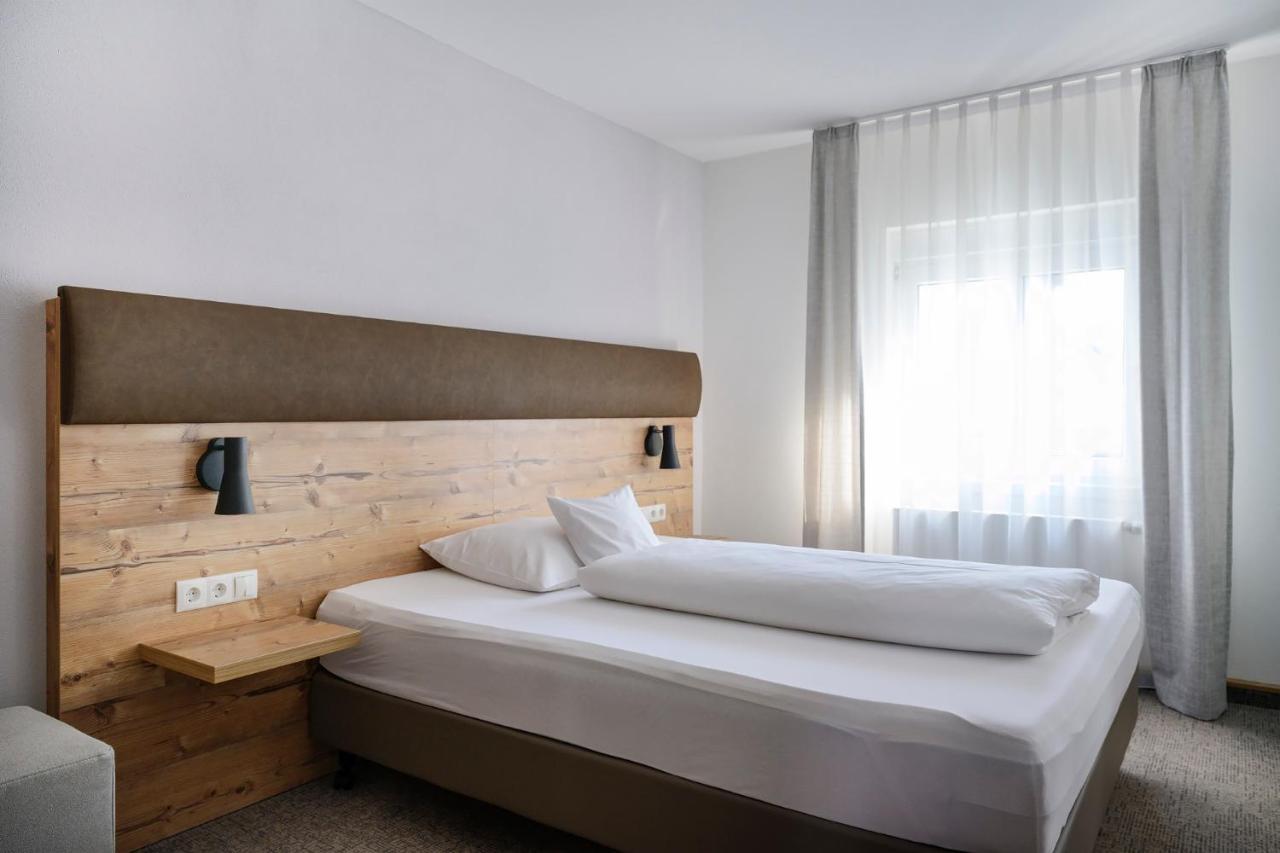 Aparthotel Rose エルヴァンゲン エクステリア 写真