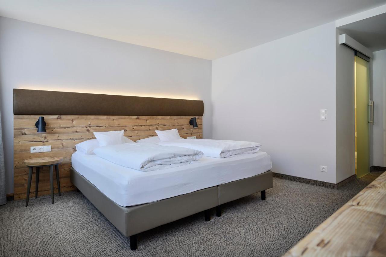 Aparthotel Rose エルヴァンゲン エクステリア 写真
