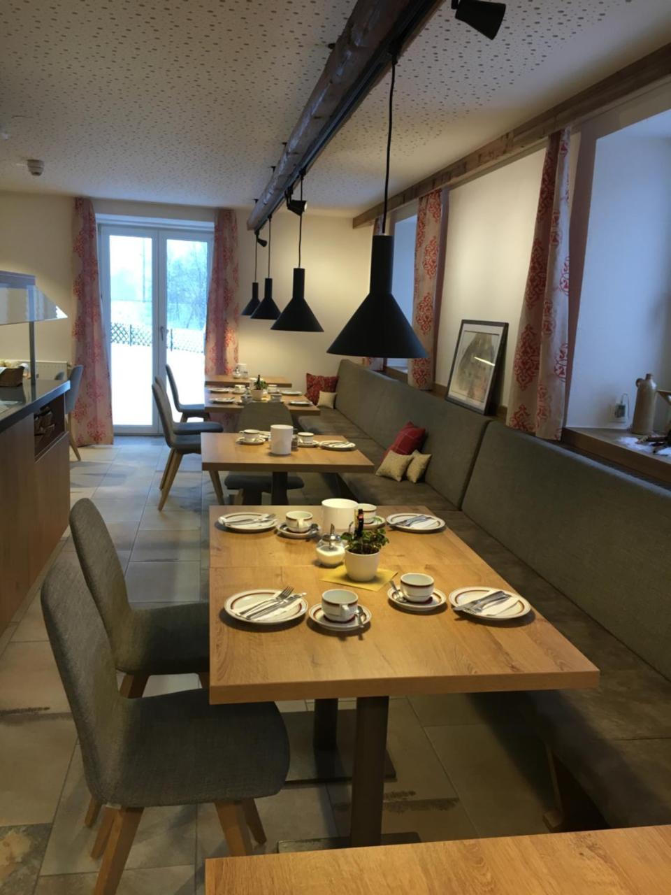 Aparthotel Rose エルヴァンゲン エクステリア 写真